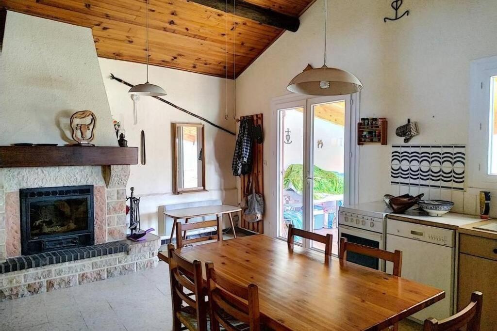 Chalet Typique Au Coeur De La Petite Camargue Villa Vauvert Eksteriør bilde